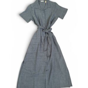 Vestido con lazo en cintura